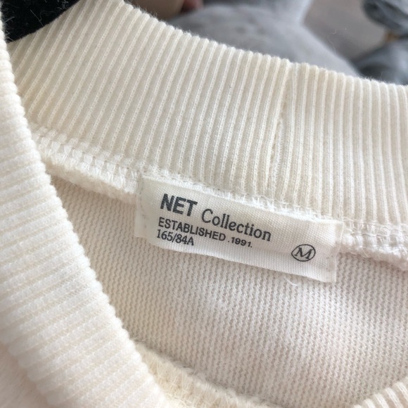 the fluffiest sweatshirt - Picture 3 of 3